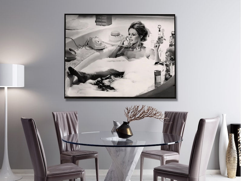 Wall Art 70cmx100cm Brigitte Bardot In the bath poster, Black Frame Canvas