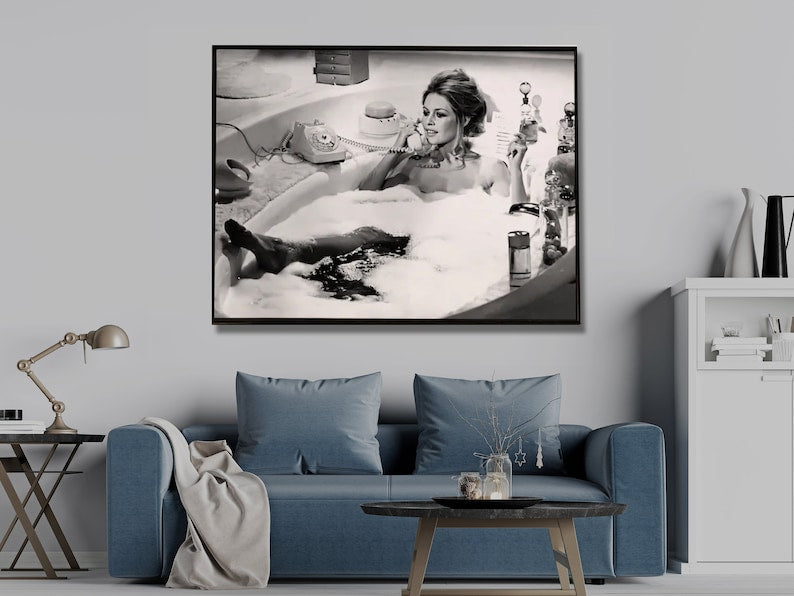 Wall Art 80cmx120cm Brigitte Bardot In the bath poster, Black Frame Canvas