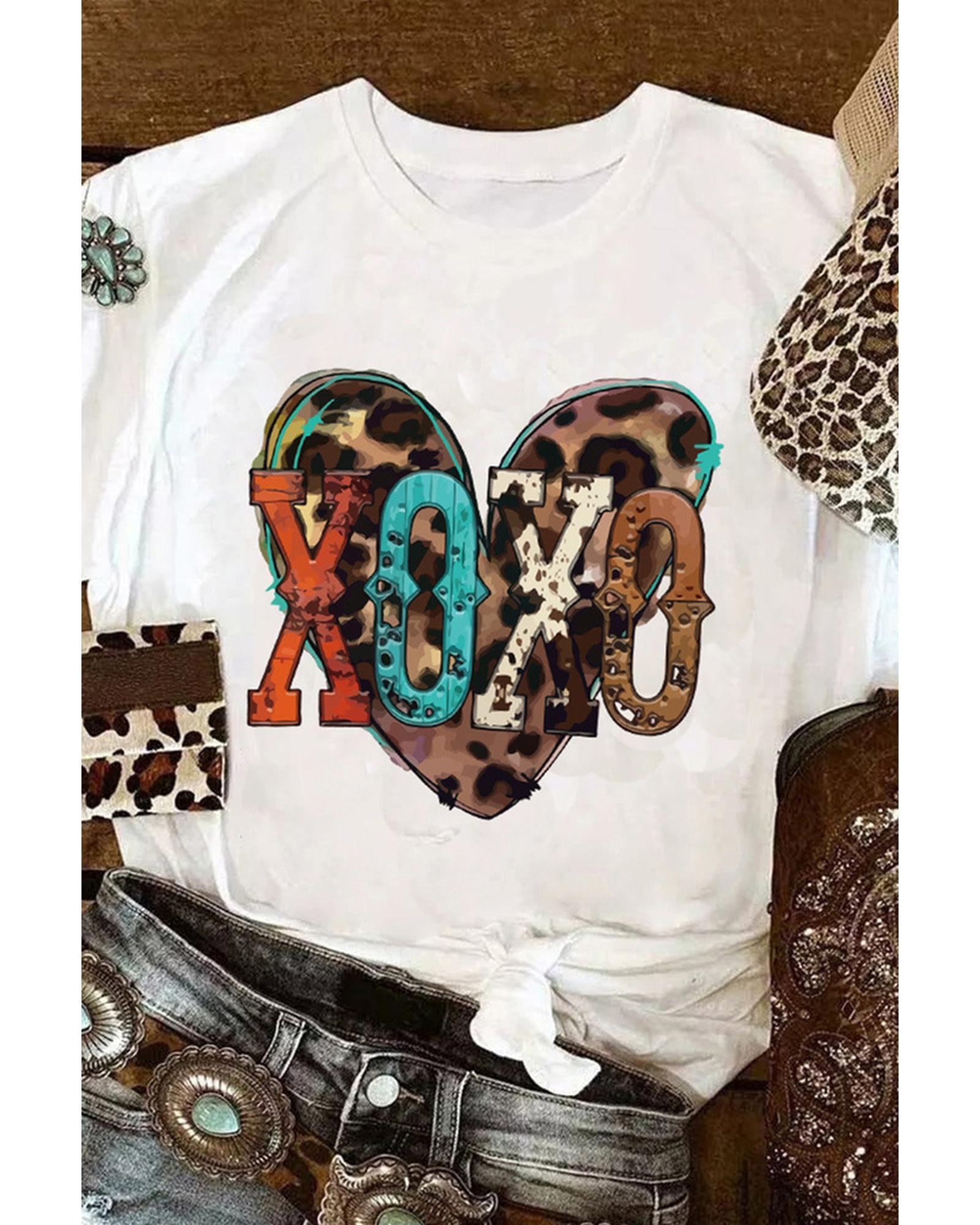 Azura Exchange Heart Shaped Print Crew Neck Graphic Tee - M