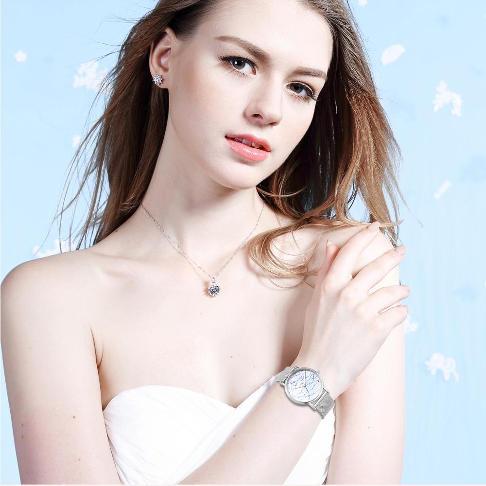 Stylish Women Quartz Watch With Stainless Steel Band - Round Dial Silver Alloy Case - Wa0730C