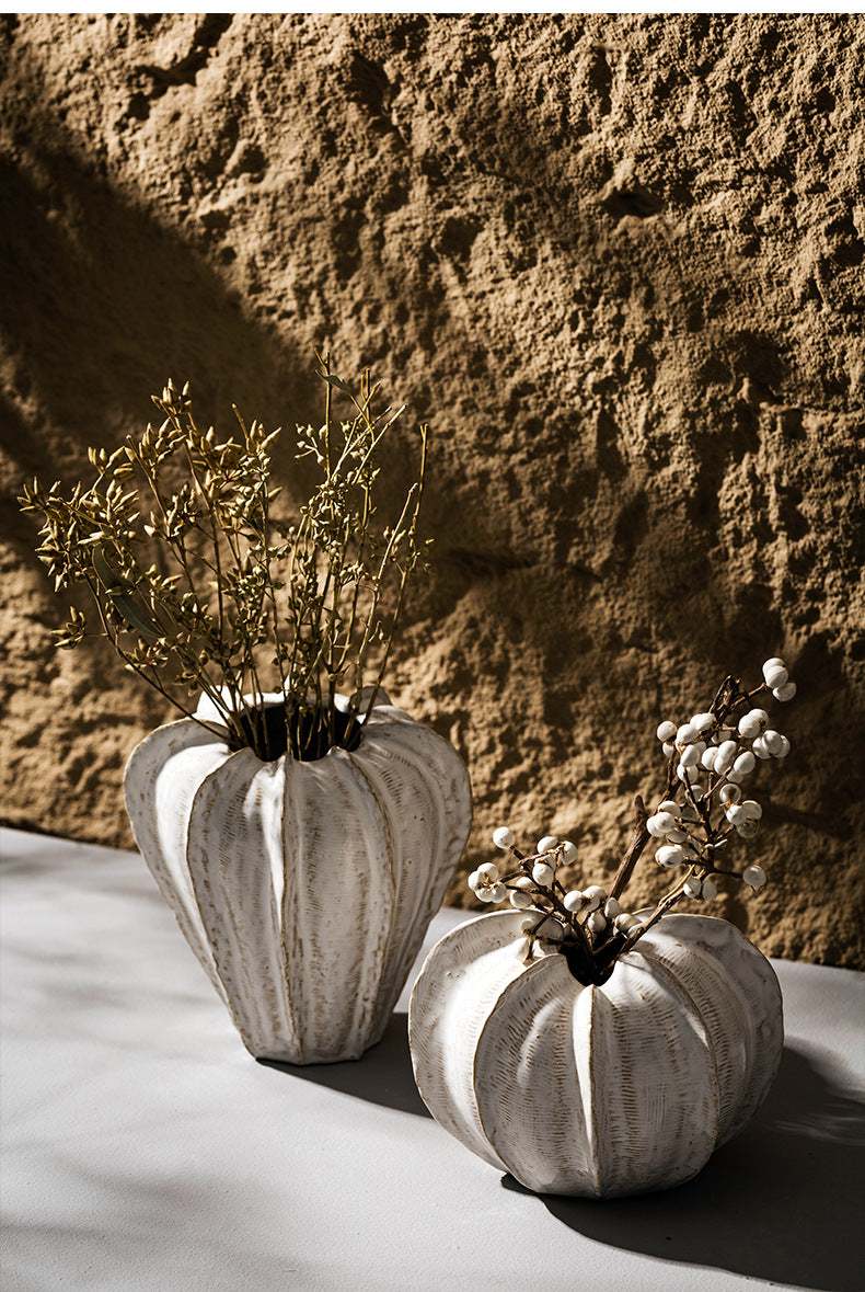 Elegant White Ceramic Pumpkin-Shaped Vase – Modern Decorative Home Accent for Table Centerpiece