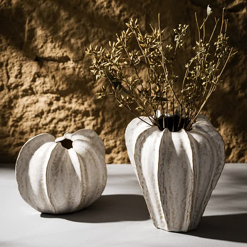 Elegant White Ceramic Pumpkin-Shaped Vase – Modern Decorative Home Accent for Table Centerpiece