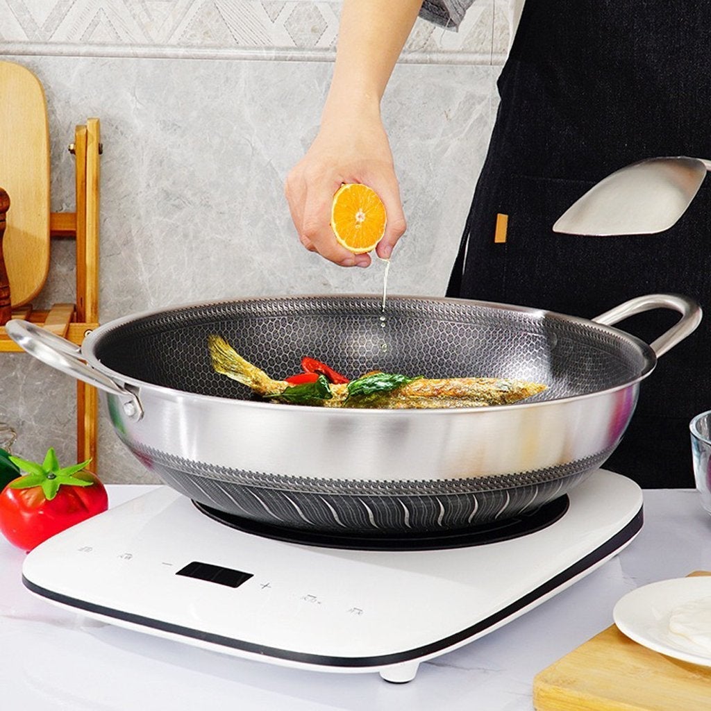 304 Stainless Steel 34cm Non-Stick Stir Fry Cooking Double Ear Kitchen Wok Pan with Lid Honeycomb Double Sided