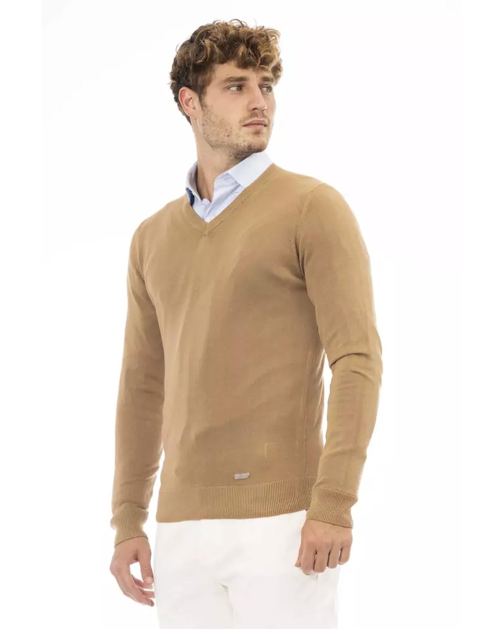 Fine Ribbed Knit V-neck Sweater with Long Sleeves 54 IT Men