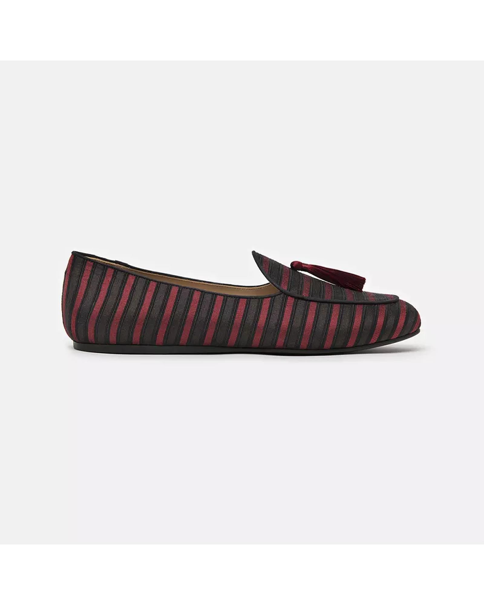 Silk Erben Loafers with Ovalina Detail and Rubber Sole 41.5 EU Men